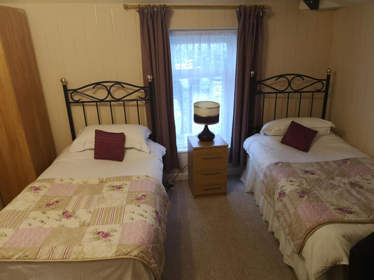 East Mount House Hotel Barrow-in-Furness Kültér fotó